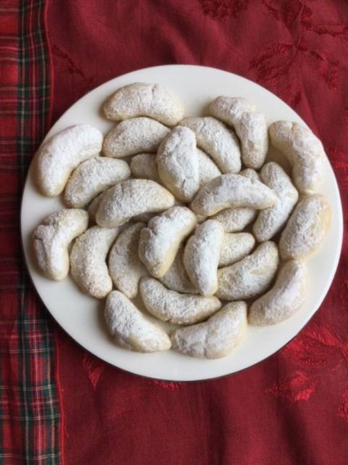 Holly Crescents