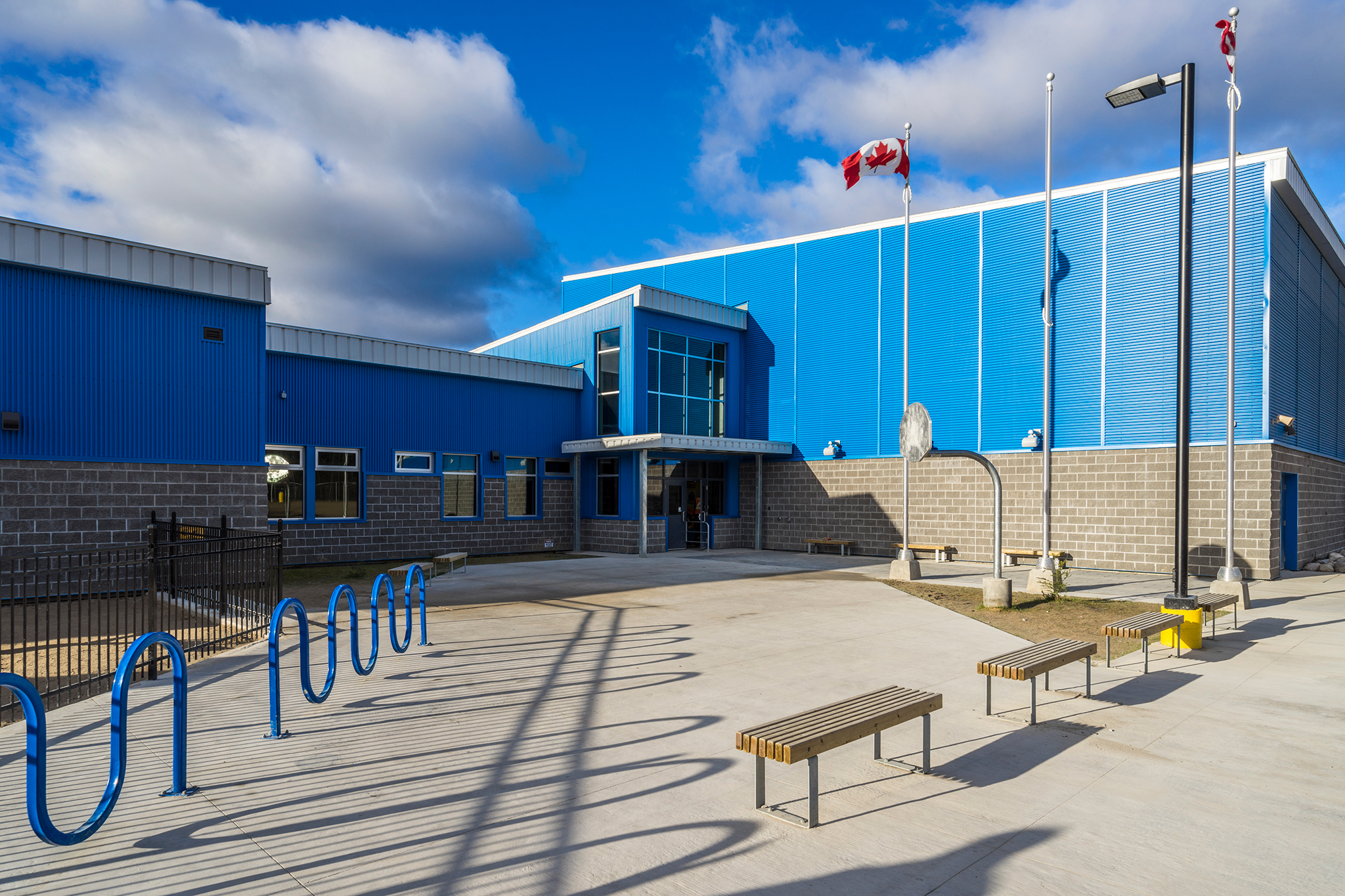Ahgwahbuush memorial school number ten architectural group